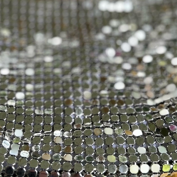 LA Regale Ltd - VINTAGE, Zipper chain metallic silver purse, metal chain - Picture 4 of 9